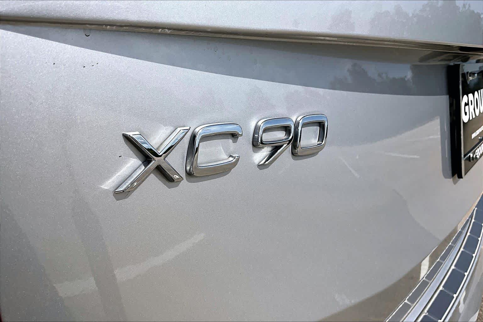Used 2021 Volvo XC90 T5 Momentum w/ Protection Package Premier FWD image 31