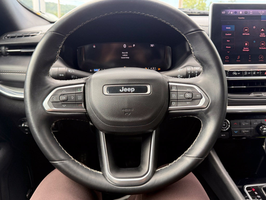 Used 2022 Jeep Compass High Altitude AWD/4WD image 10