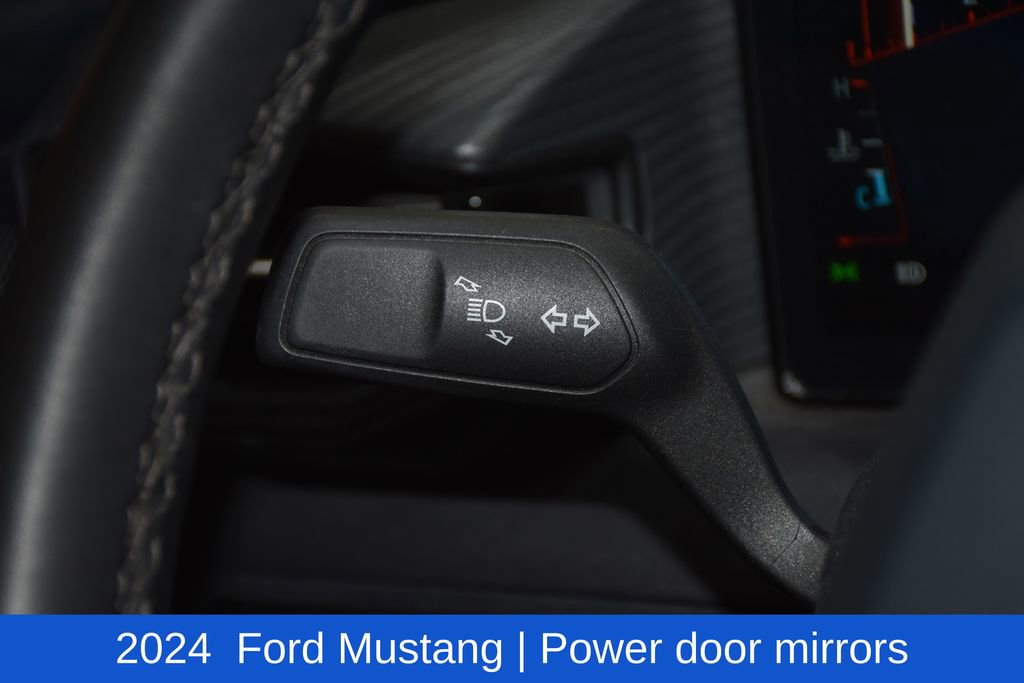 Used 2024 Ford Mustang Convertible image 17