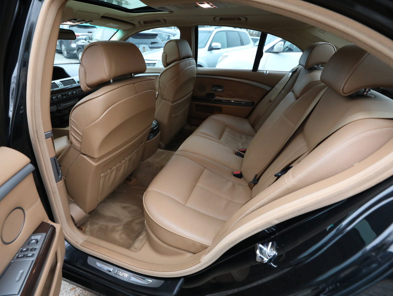 Used 2008 BMW 750i image 12