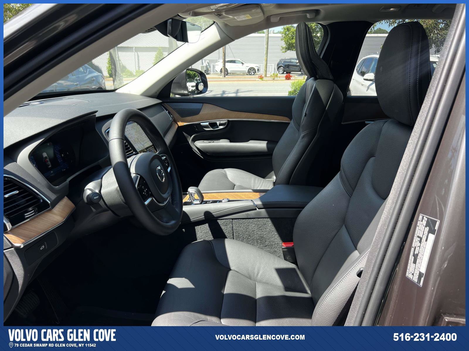 Used 2025 Volvo XC90 B6 Plus w/ Protection Package AWD/4WD image 15