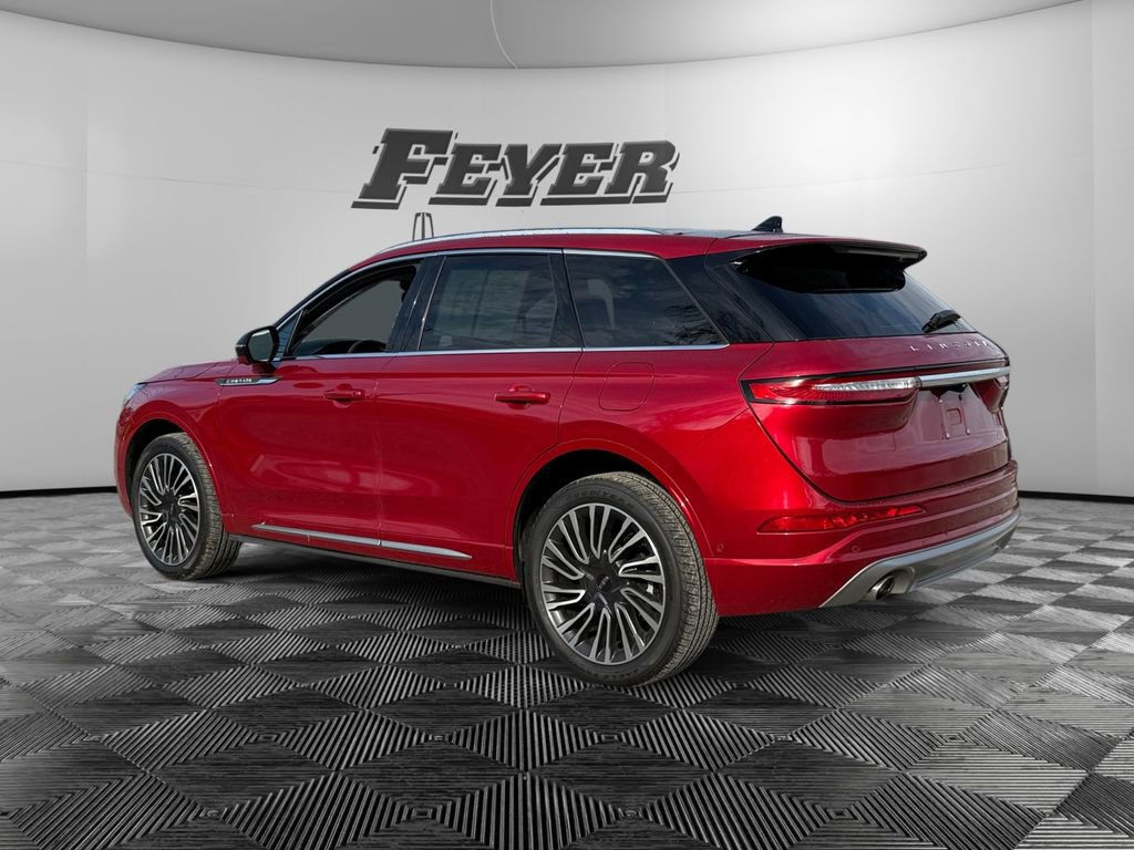 Used 2022 Lincoln Corsair Reserve w/ Equipment Group 201A image 5