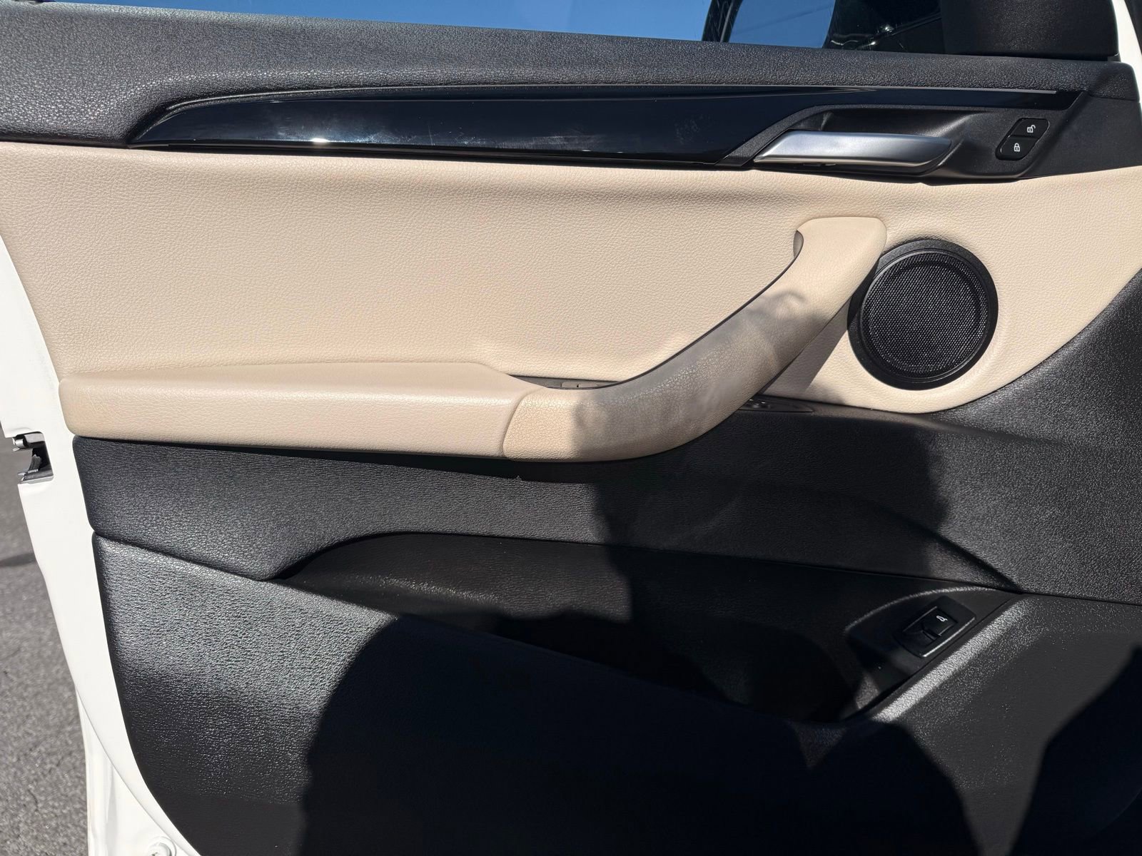 Used 2019 BMW X2 sDrive28i image 13