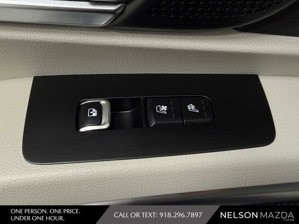 Used 2022 Kia Telluride SX w/ SX Prestige Package AWD/4WD image 36