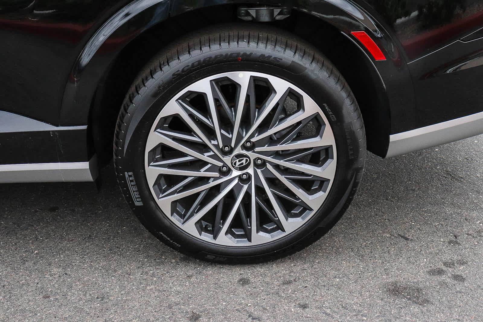 New 2026 Hyundai Palisade Calligraphy AWD/4WD image 13