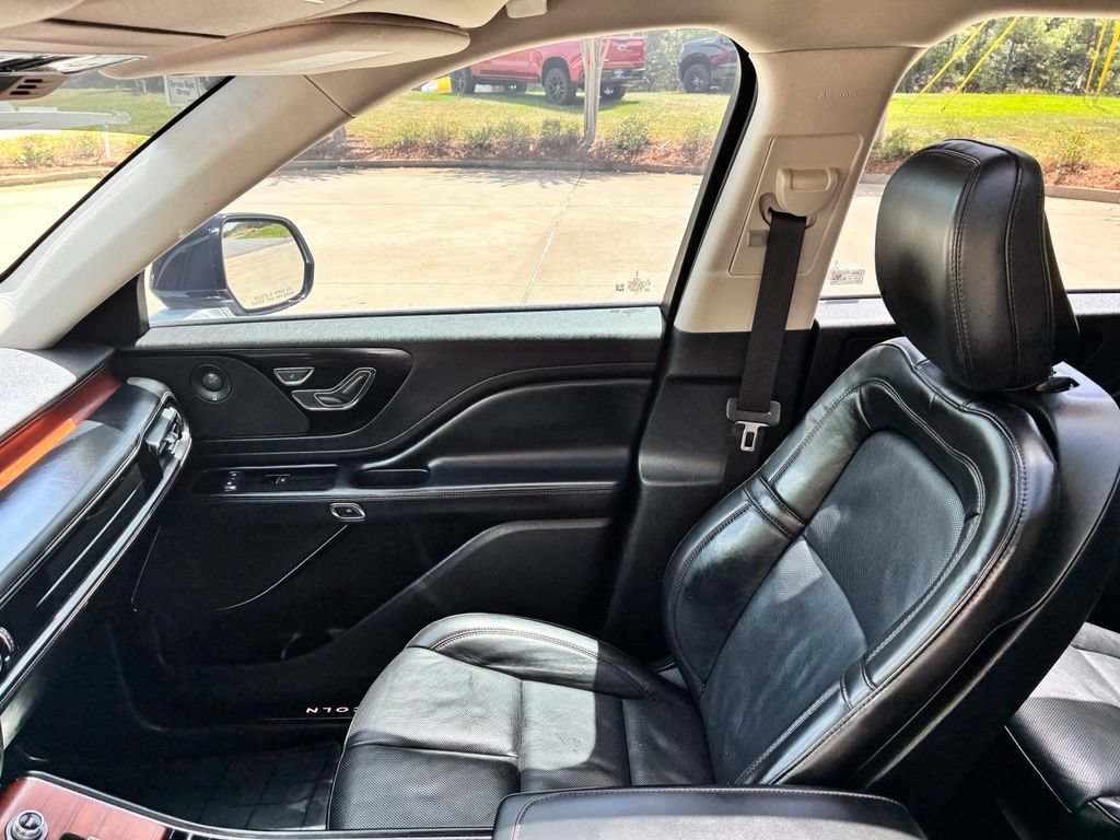 Used 2020 Lincoln Aviator Reserve w/ Equipment Group 201A AWD/4WD image 22
