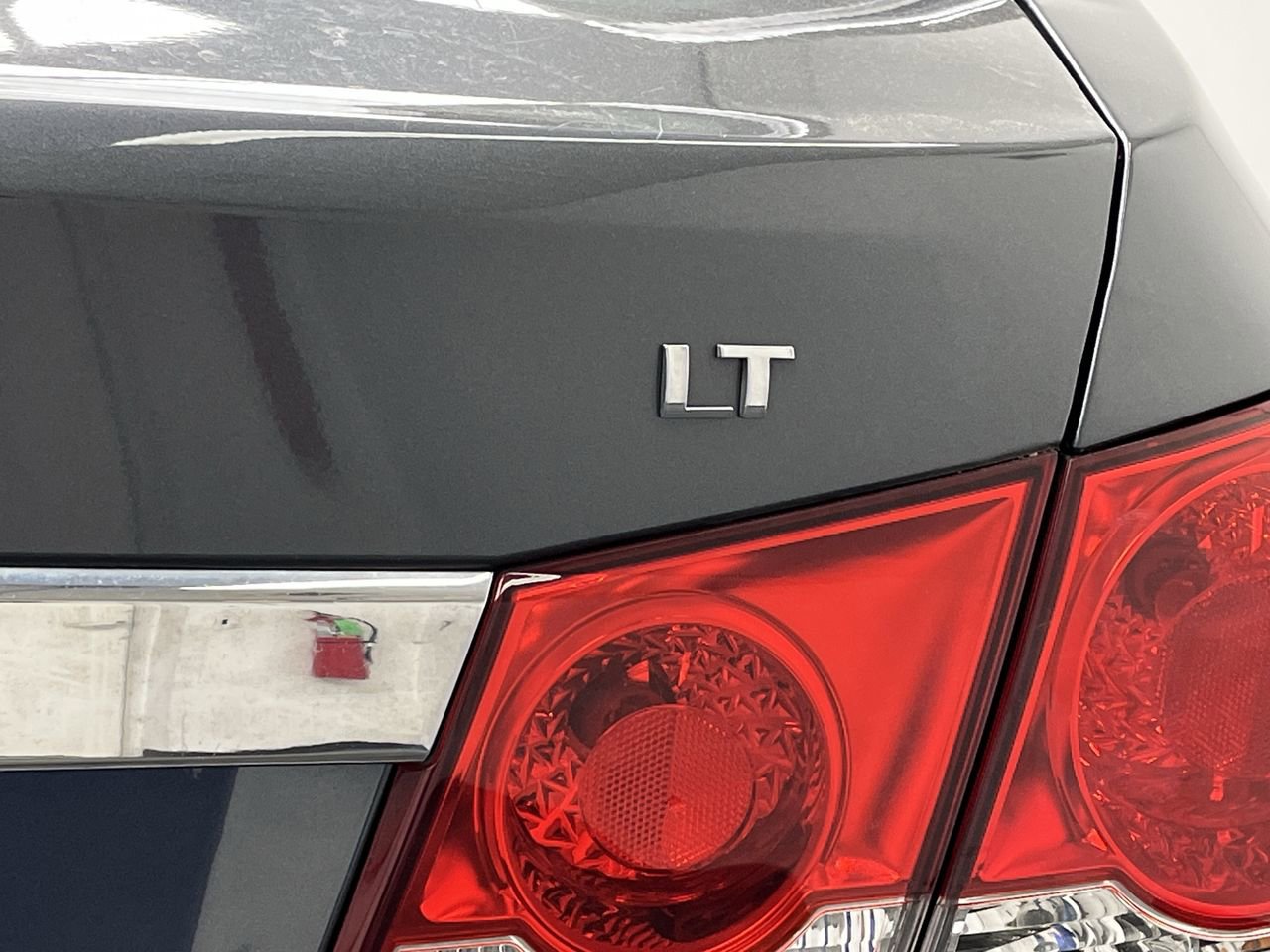 Used 2013 Chevrolet Cruze LT w/ Enhanced Safety Package FWD image 25