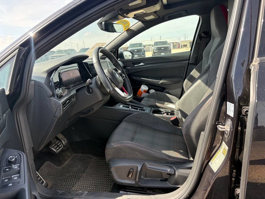 Used 2022 Volkswagen GTI SE FWD image 12