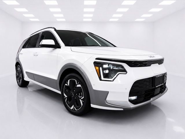 Used 2023 Kia Niro Wave w/ Wave Preserve Package FWD video 2