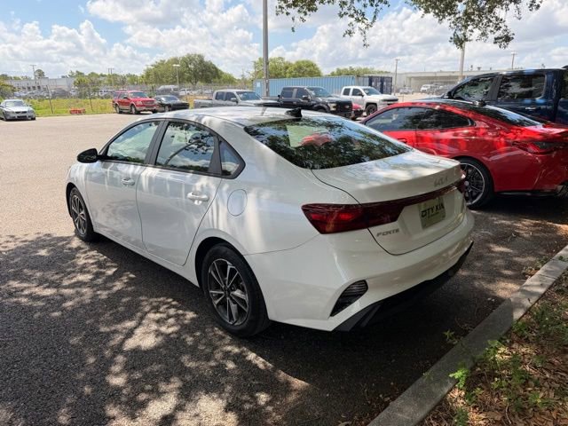Used 2023 Kia Forte LXS w/ LXS Technology Package FWD image 9