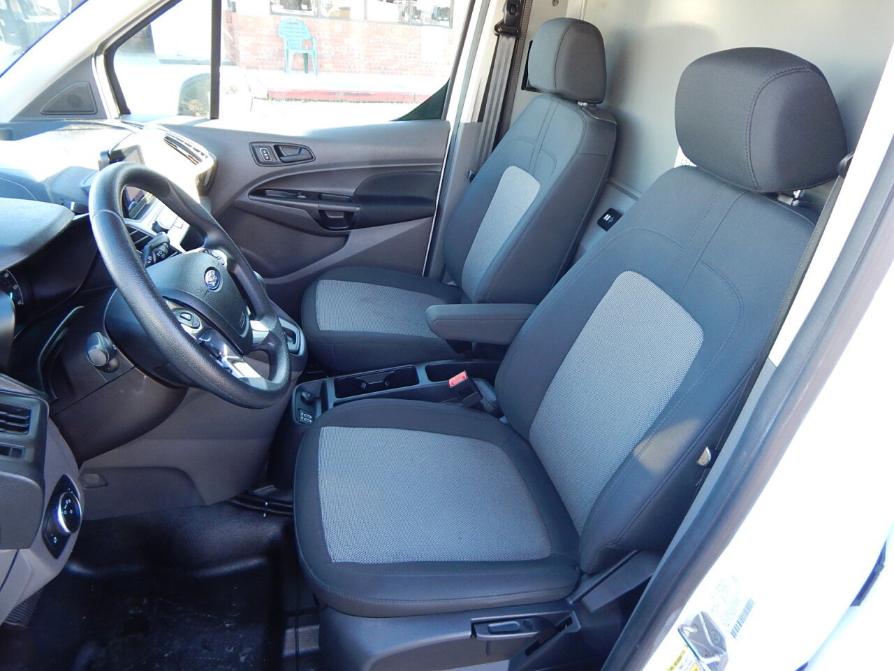 Used 2020 Ford Transit Connect XL image 17