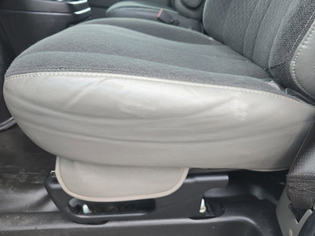 Used 2024 Chevrolet Express 2500 w/ Driver Convenience Package image 24