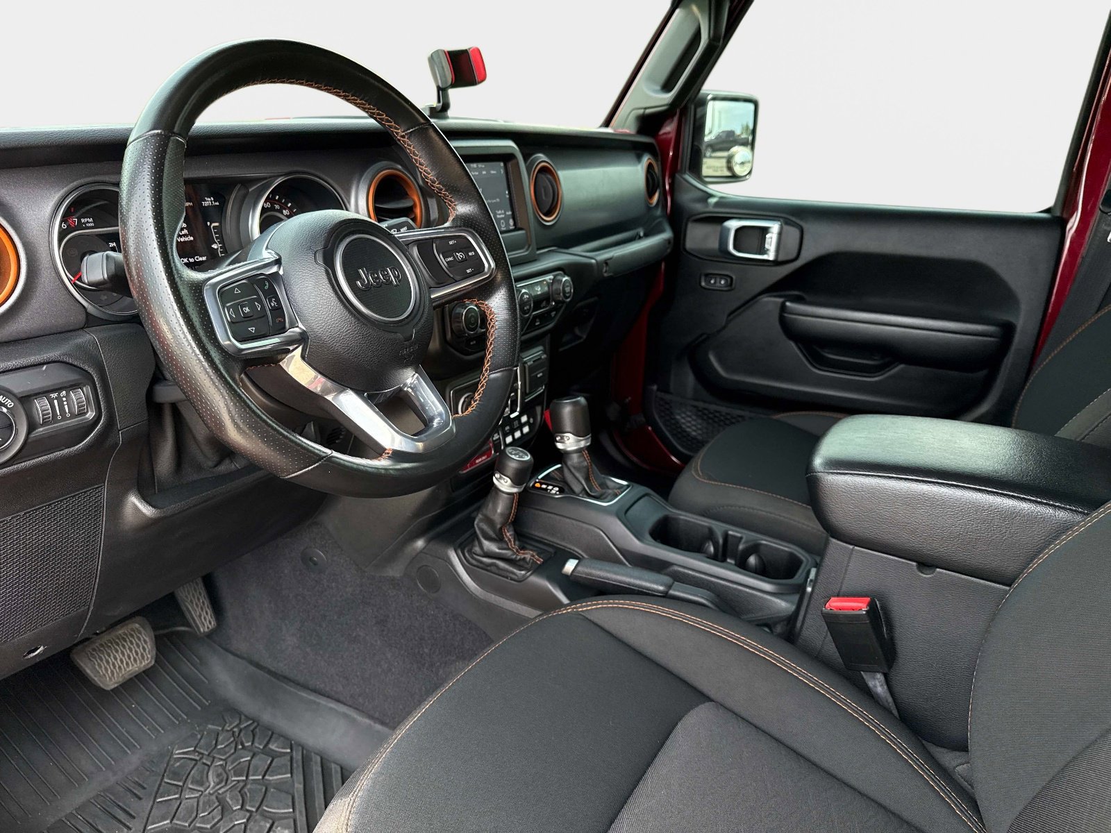 Used 2021 Jeep Gladiator Mojave AWD/4WD image 34