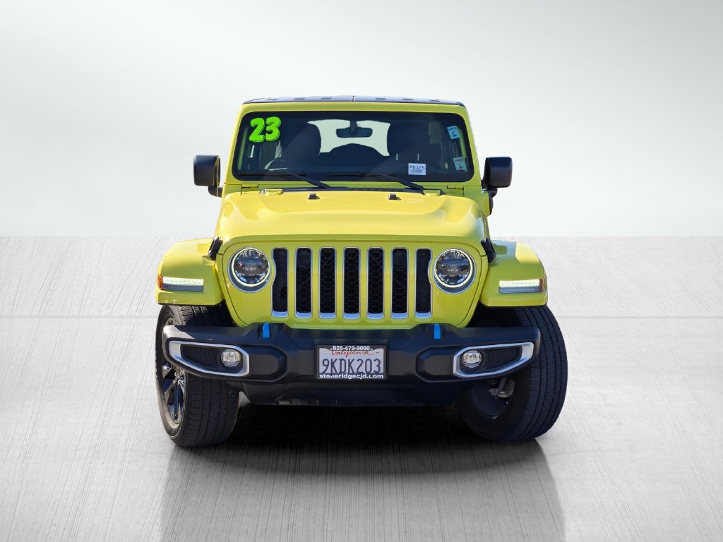 Used 2023 Jeep Wrangler Unlimited Sahara w/ Cold Weather Group AWD/4WD image 2