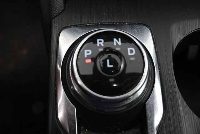 Used 2025 Ford Escape ST-Line Select AWD/4WD image 22