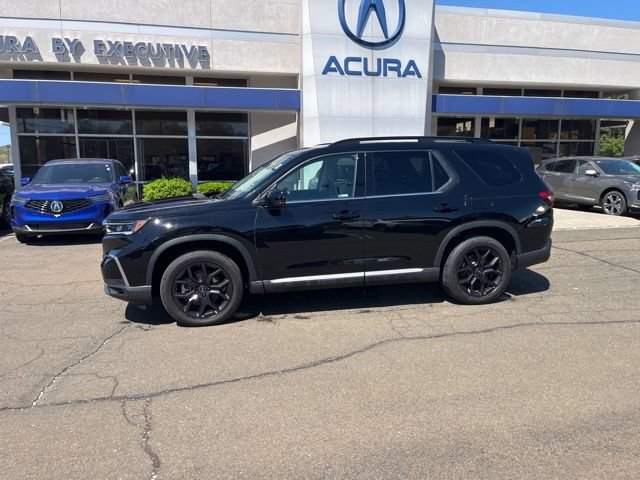 Used 2025 Honda Pilot Touring image 38