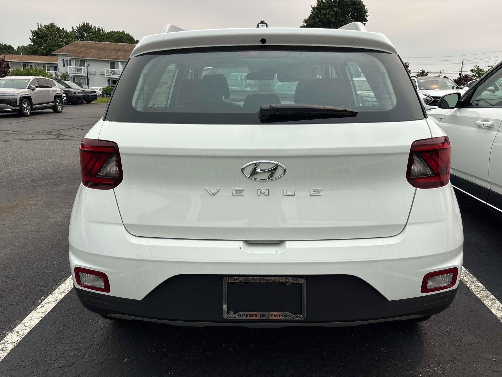Used 2026 Hyundai Venue SEL FWD image 4