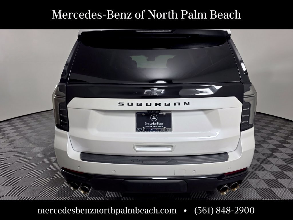 Used 2025 Chevrolet Suburban Z71 w/ Z71 Off-Road Package AWD/4WD image 5