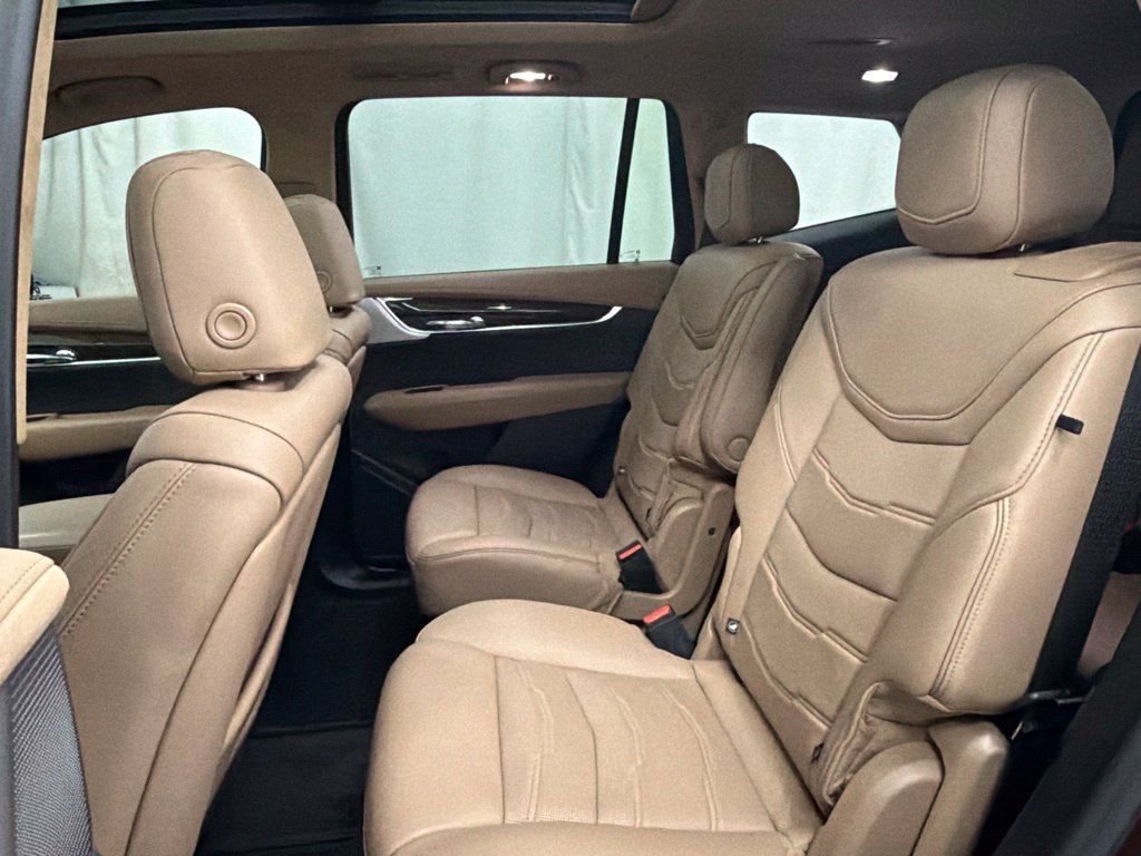 Used 2022 Cadillac XT6 Premium Luxury w/ Platinum Package FWD image 24