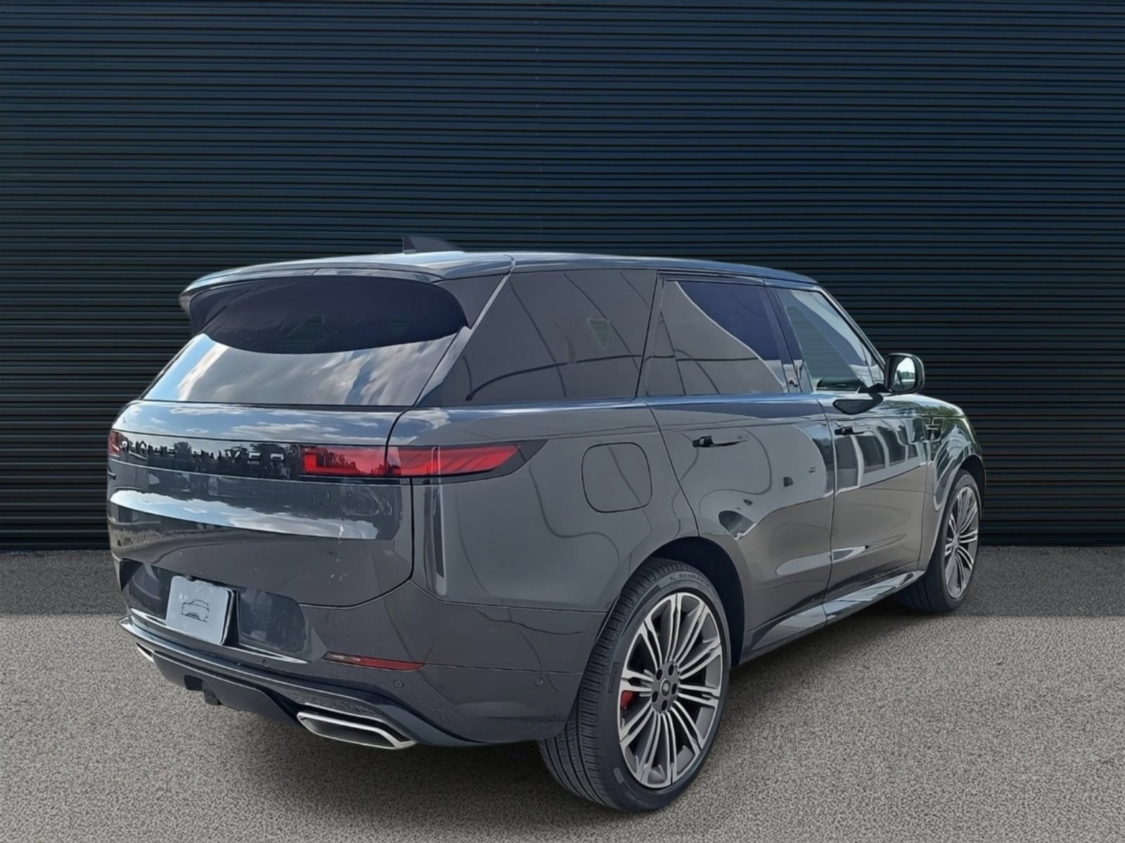 New 2025 Land Rover Range Rover Sport Dynamic SE AWD/4WD image 5
