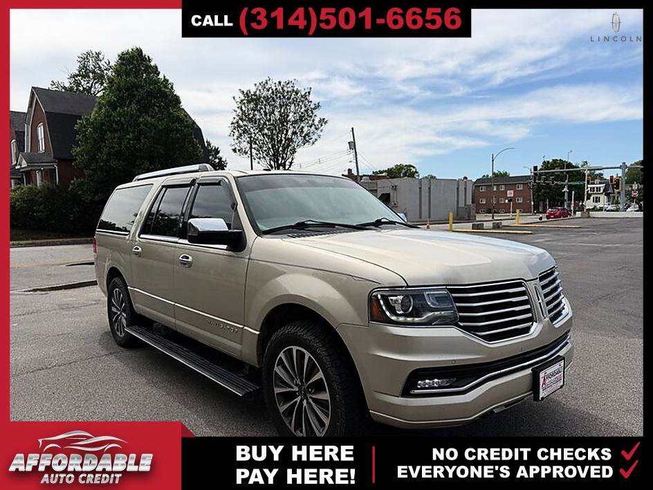 Used 2017 Lincoln Navigator L Select AWD/4WD image 7