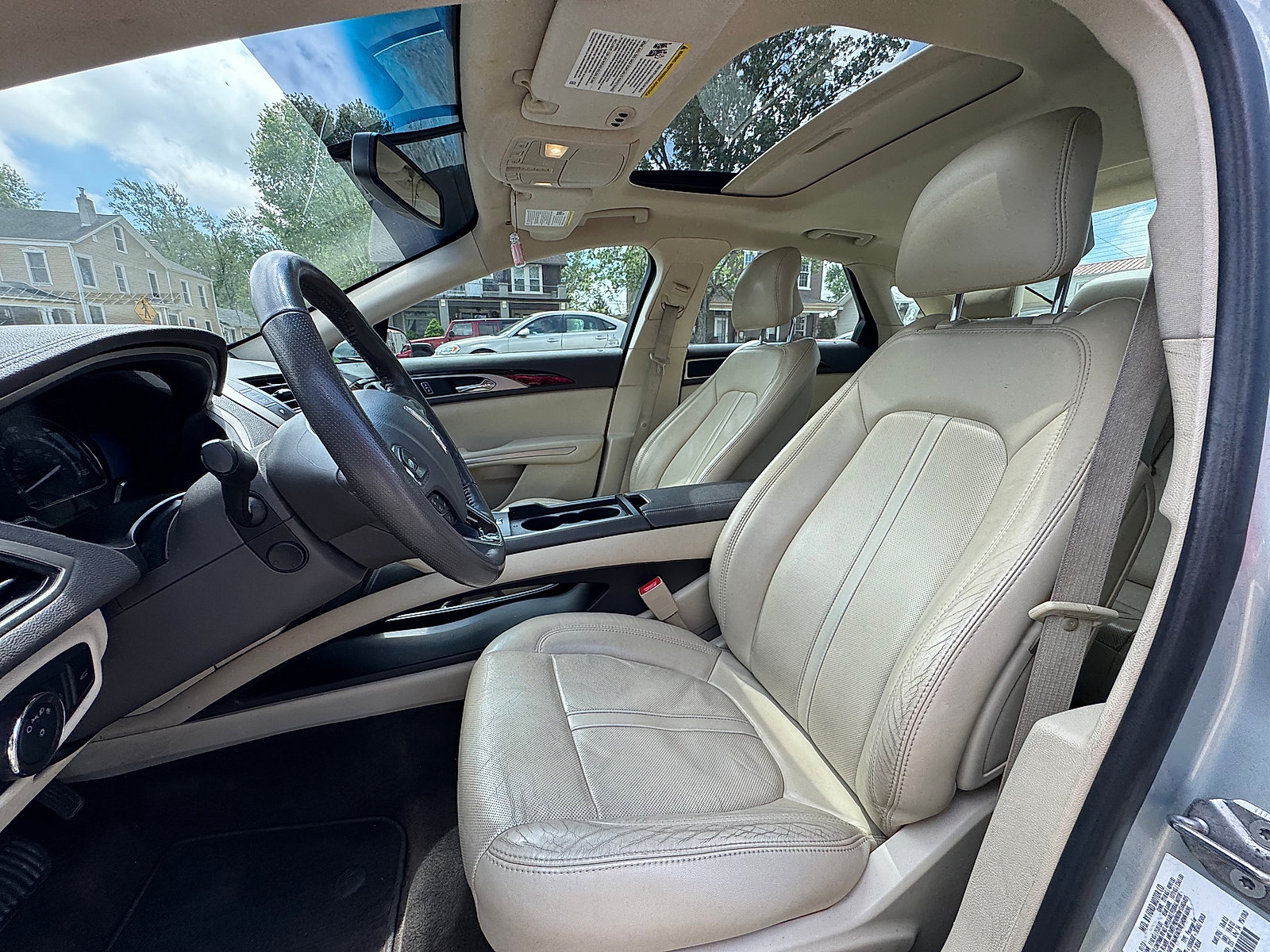 Used 2013 Lincoln MKZ Hybrid FWD image 7