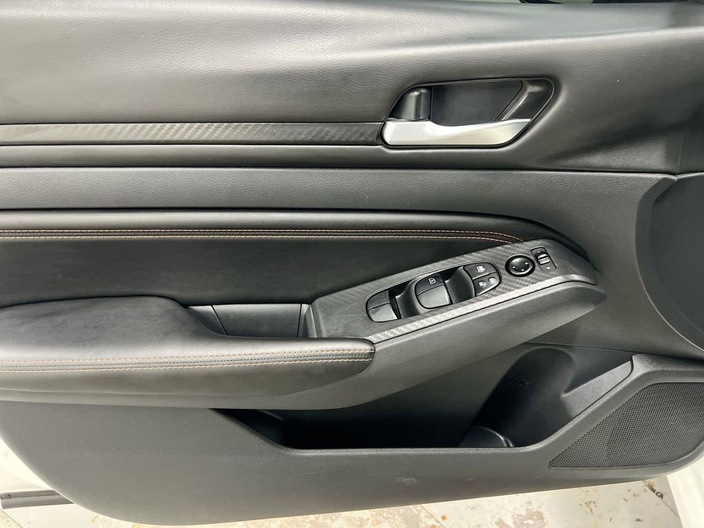 Used 2022 Nissan Altima 2.5 SR FWD image 20