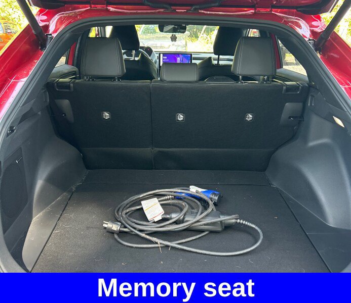 Used 2023 Subaru Solterra AWD image 6