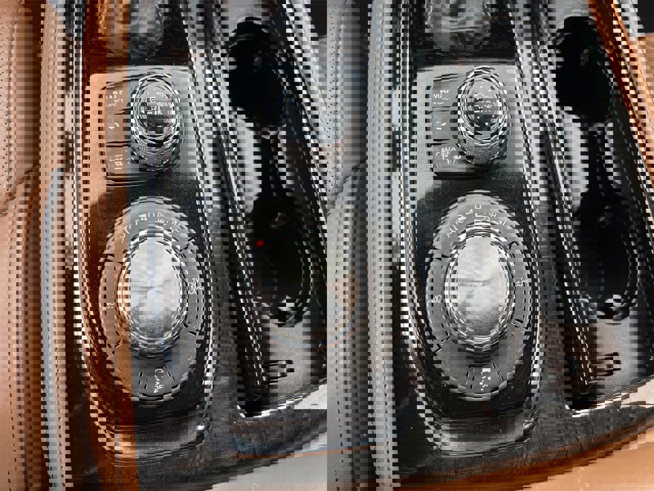 Used 2021 INFINITI QX80 Sensory w/ All-Season Package image 18