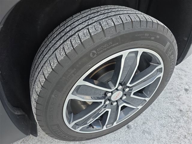 Used 2023 GMC Acadia SLT w/ Technology Package image 23