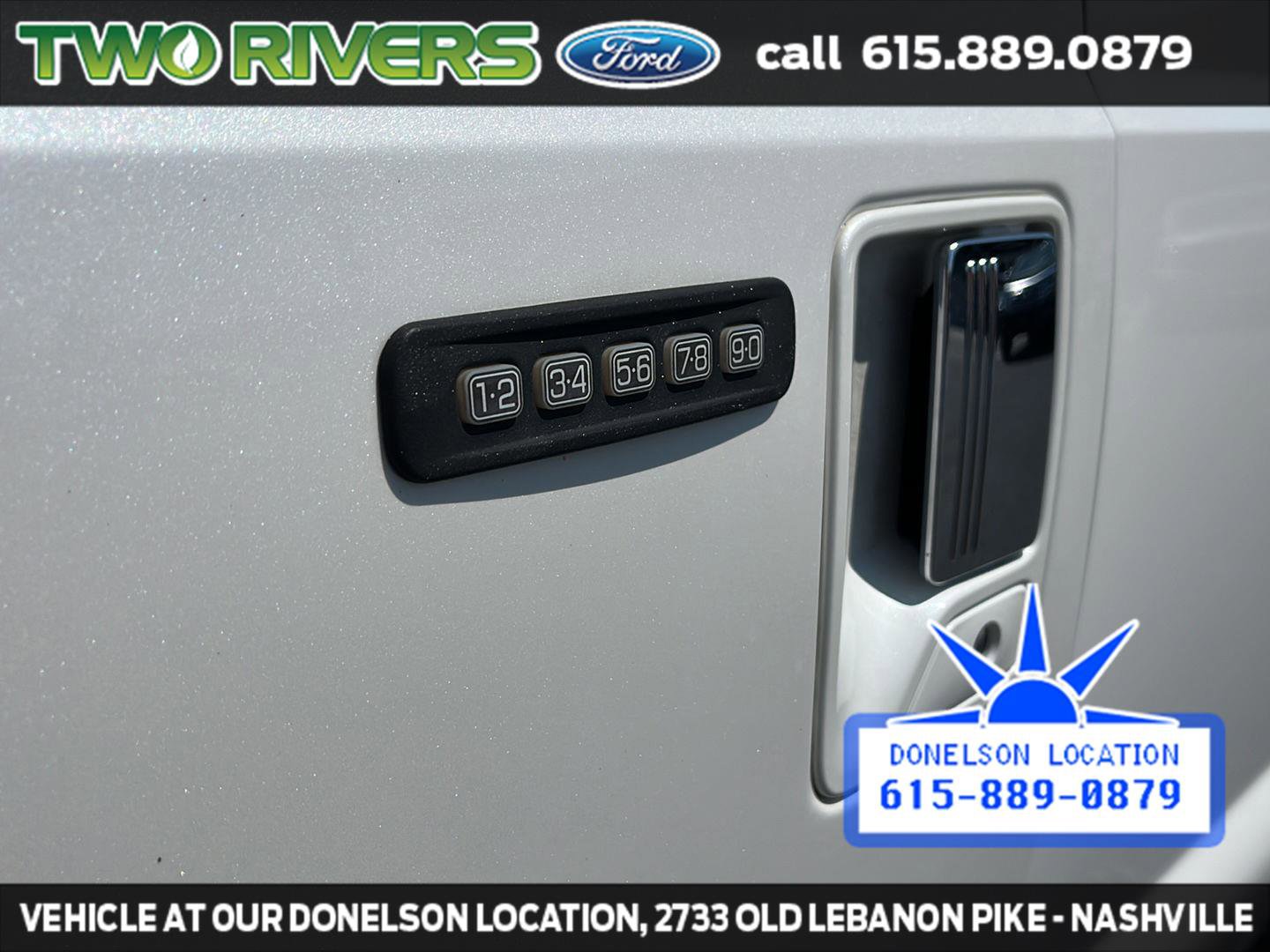 Used 2014 Ford F250 Platinum w/ FX4 Off-Road Package AWD/4WD image 7