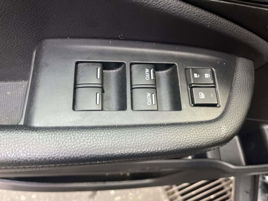 Used 2021 Honda Pilot EX-L image 17