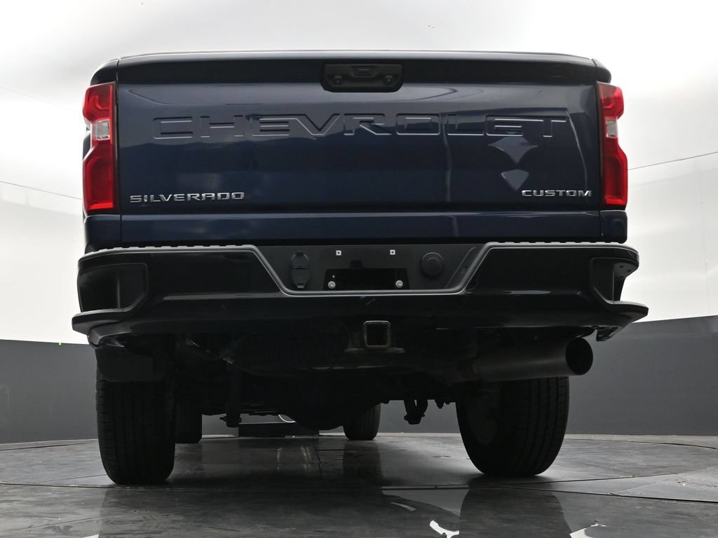 Used 2021 Chevrolet Silverado 2500 Custom w/ Custom Value Package AWD/4WD image 23