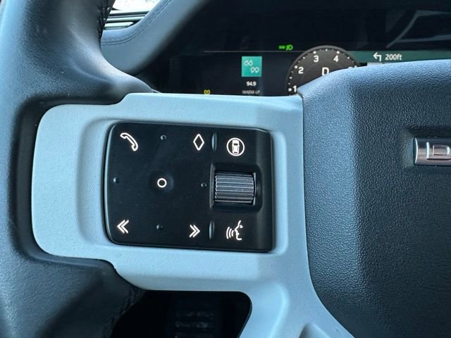 Used 2025 Land Rover Defender 110 S image 16