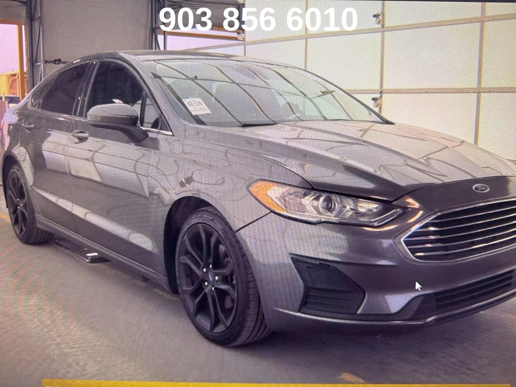 Used 2019 Ford Fusion SE w/ Equipment Group 151A image 4