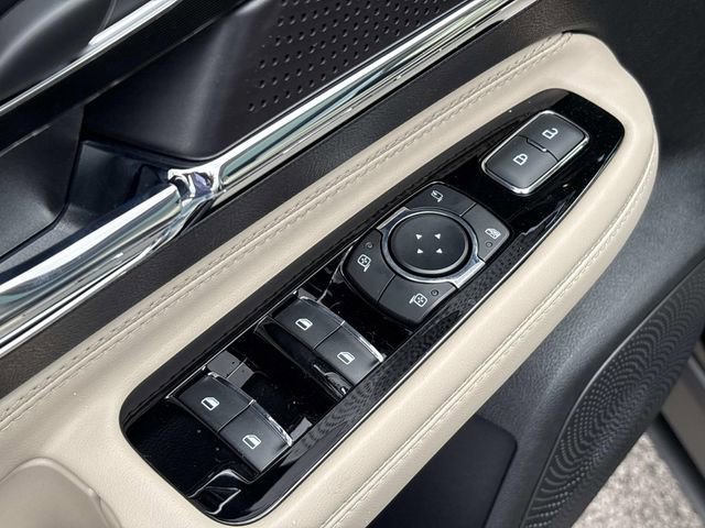 New 2026 Lincoln Corsair Premiere image 22