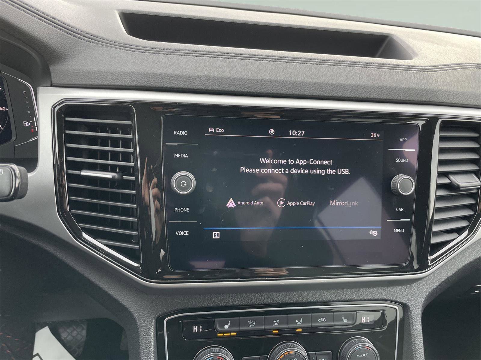 Used 2022 Volkswagen Atlas SE image 29