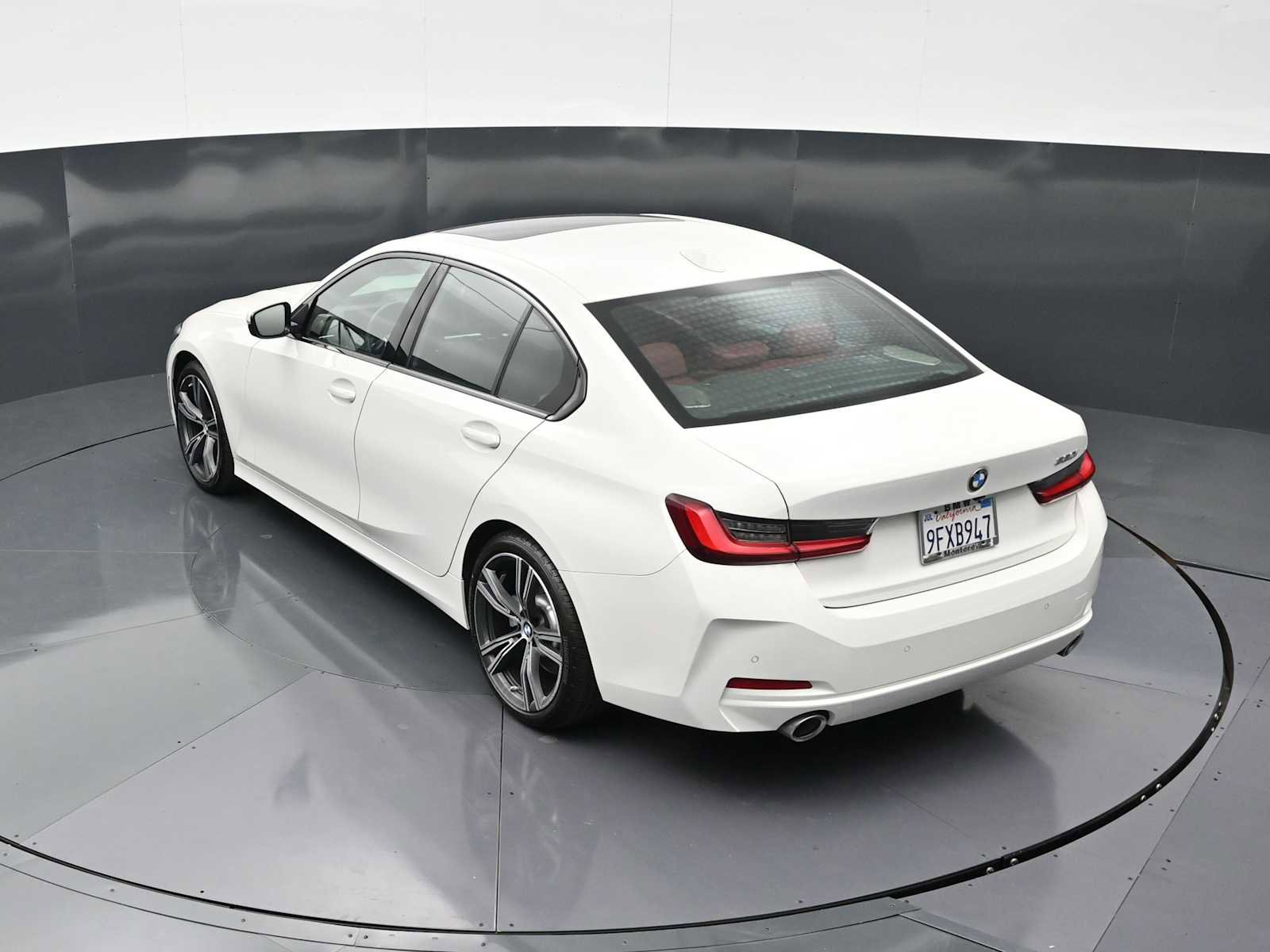 Used 2023 BMW 330i Sedan w/ Premium Package RWD image 23