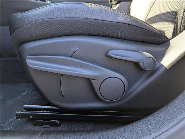 New 2026 Jeep Compass Latitude image 11