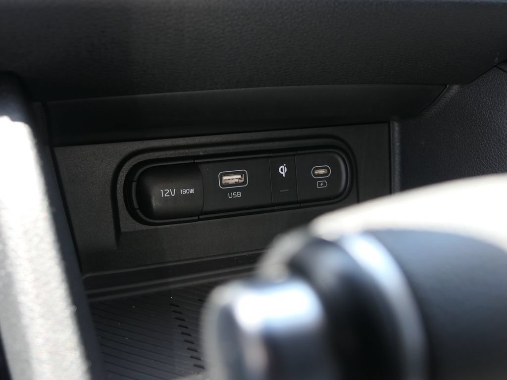 Used 2023 Kia Sportage EX FWD image 19