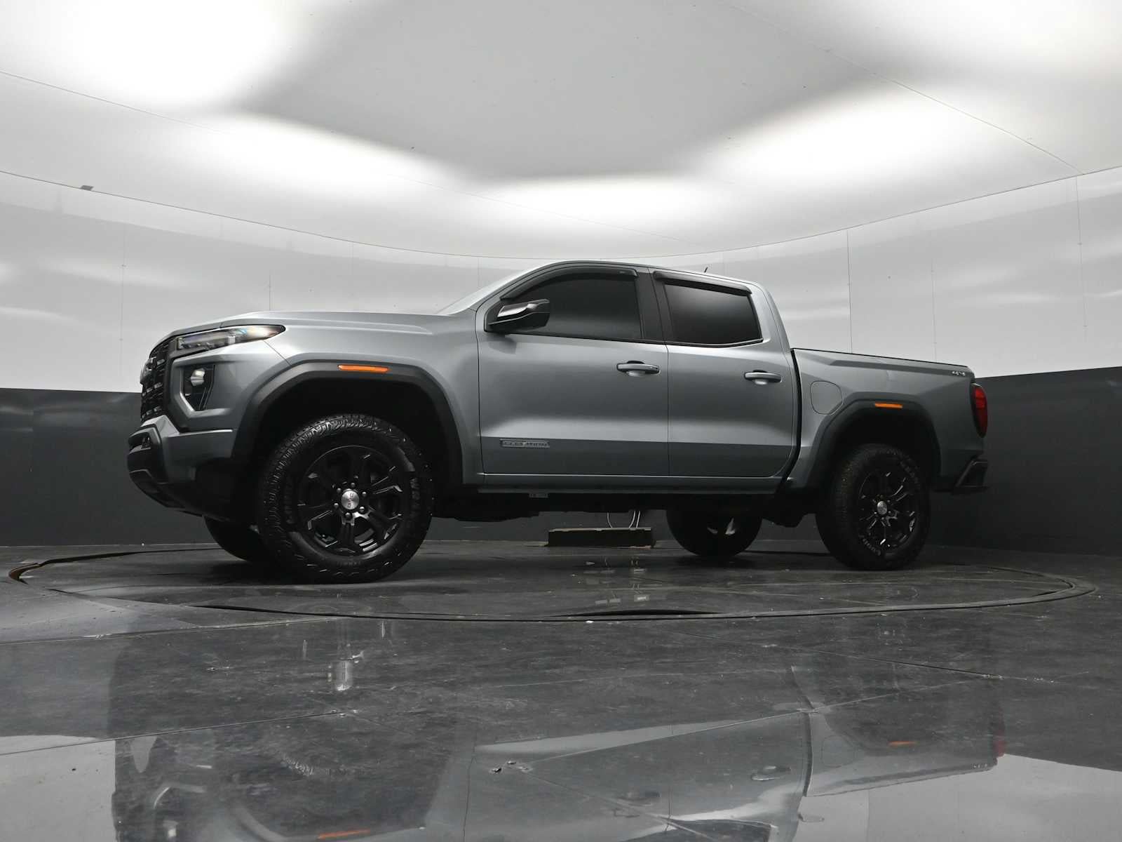 Used 2024 GMC Canyon Elevation w/ Convenience Package AWD/4WD image 21