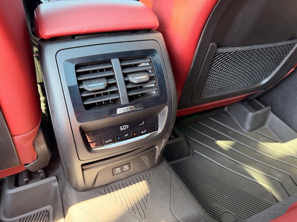 Used 2022 BMW X3 M40i AWD/4WD image 27