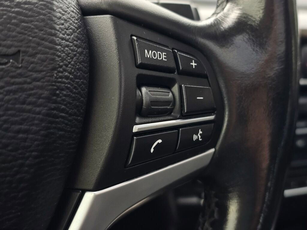 Used 2017 BMW X5 xDrive35d image 27