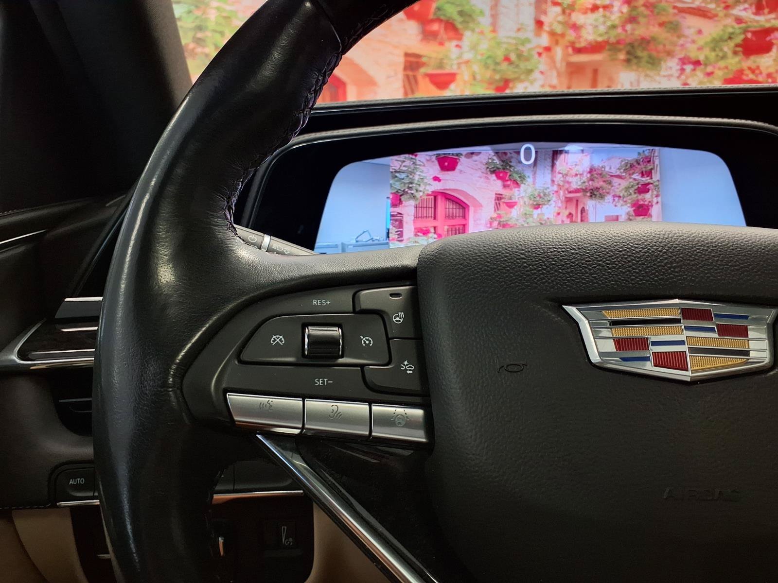 Certified 2023 Cadillac Escalade Premium Luxury w/ Performance Package AWD/4WD image 31