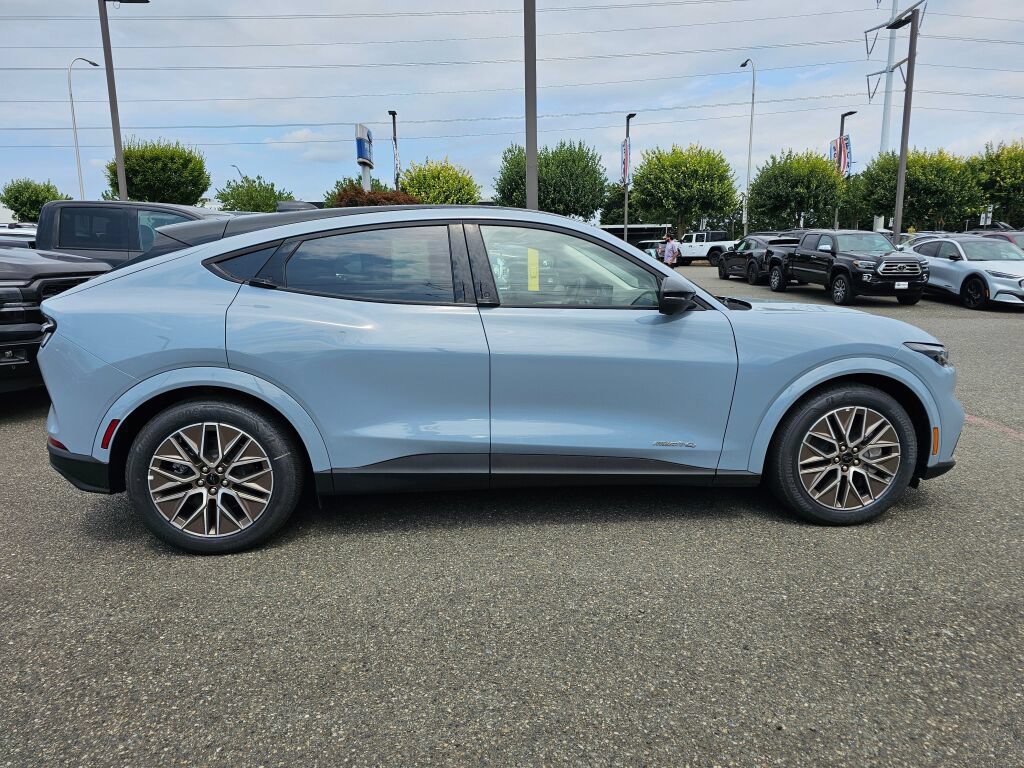 New 2026 Ford Mustang Mach-E Premium AWD/4WD image 4