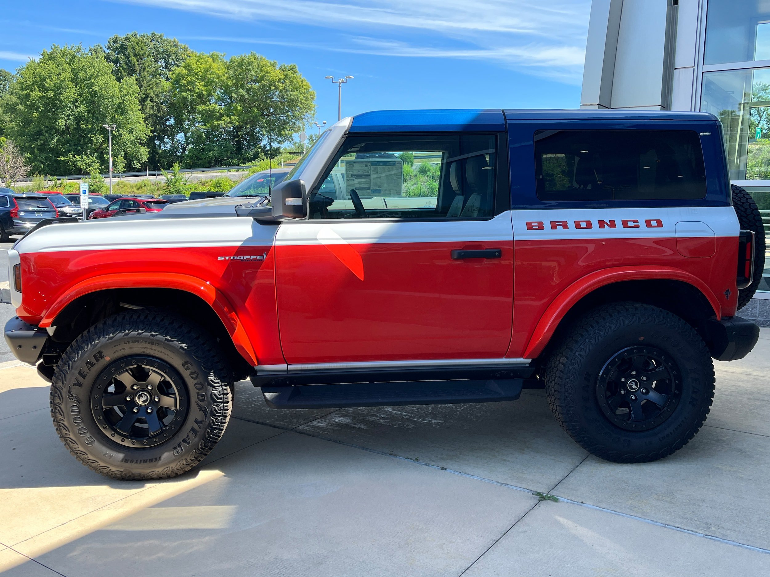 Used 2025 Ford Bronco Stroppe Edition AWD/4WD image 23