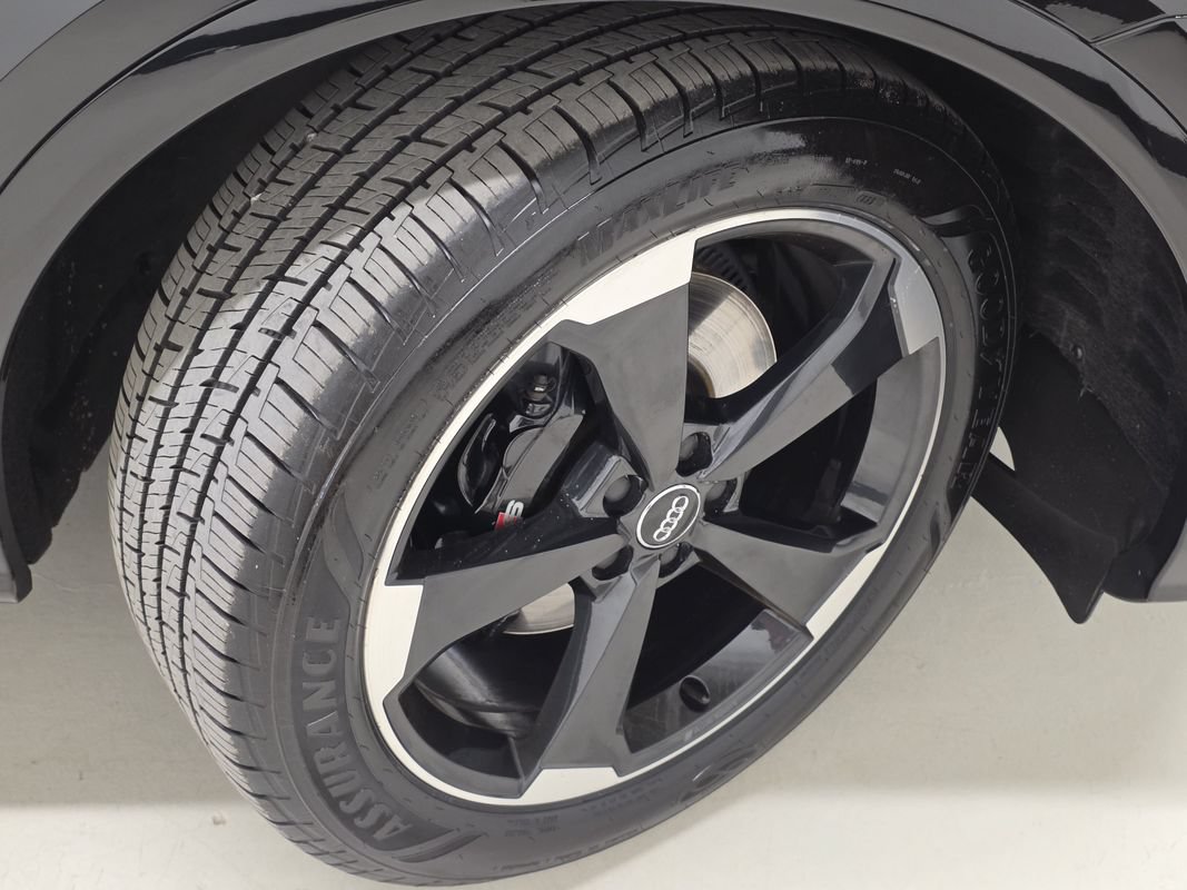 Used 2019 Audi SQ5 Premium Plus AWD/4WD image 52