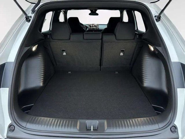 Certified 2025 Honda HR-V Sport image 29