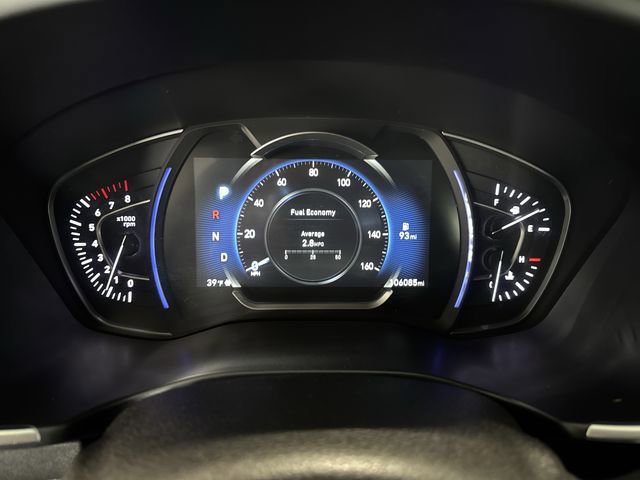 Used 2019 Hyundai Santa Fe Limited w/ Cargo Package image 12