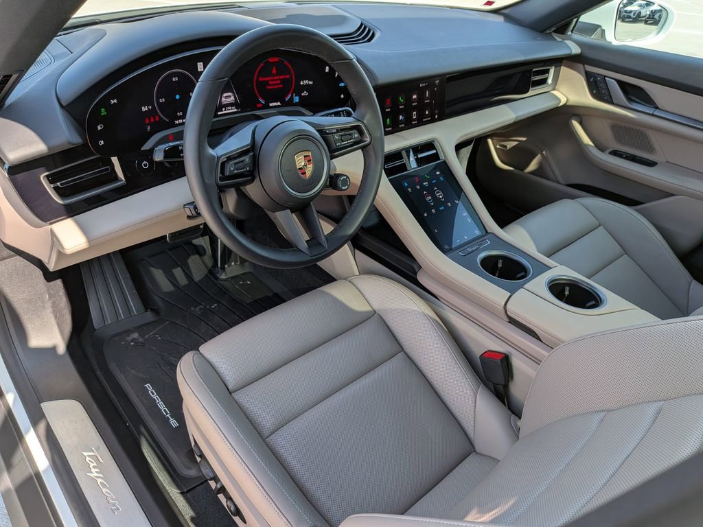 Used 2025 Porsche Taycan RWD image 12